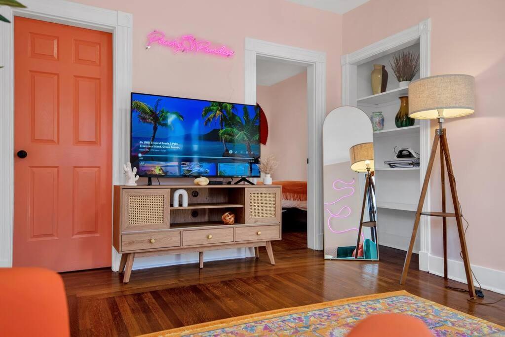 Peachy Paradise In East Rock Near Dt/Yale New Haven Εξωτερικό φωτογραφία