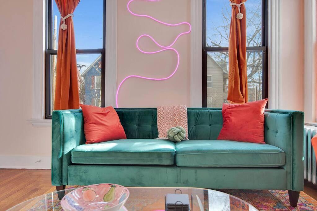 Peachy Paradise In East Rock Near Dt/Yale New Haven Εξωτερικό φωτογραφία